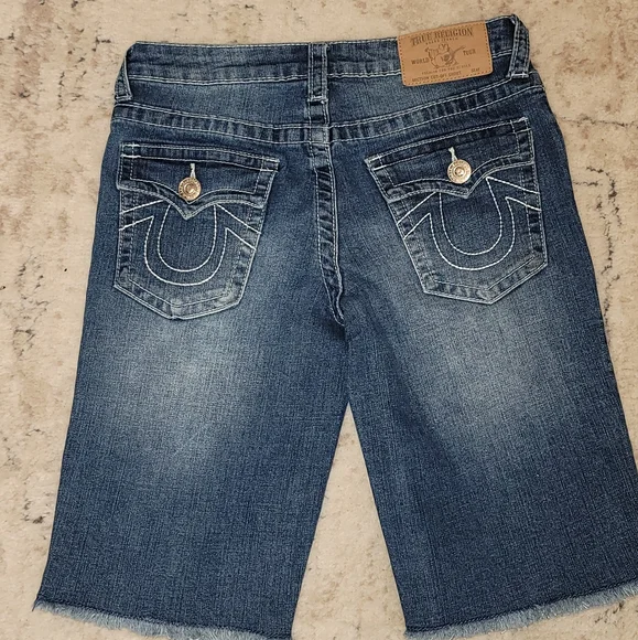 Boys True Religion Jean Shorts 12 - Picture 1 of 3